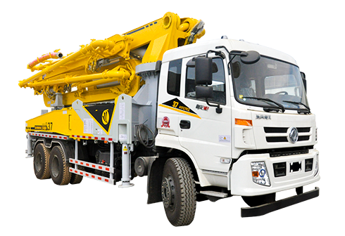 混凝土泵車(chē)行駛時(shí)應(yīng)遵循什么原則？